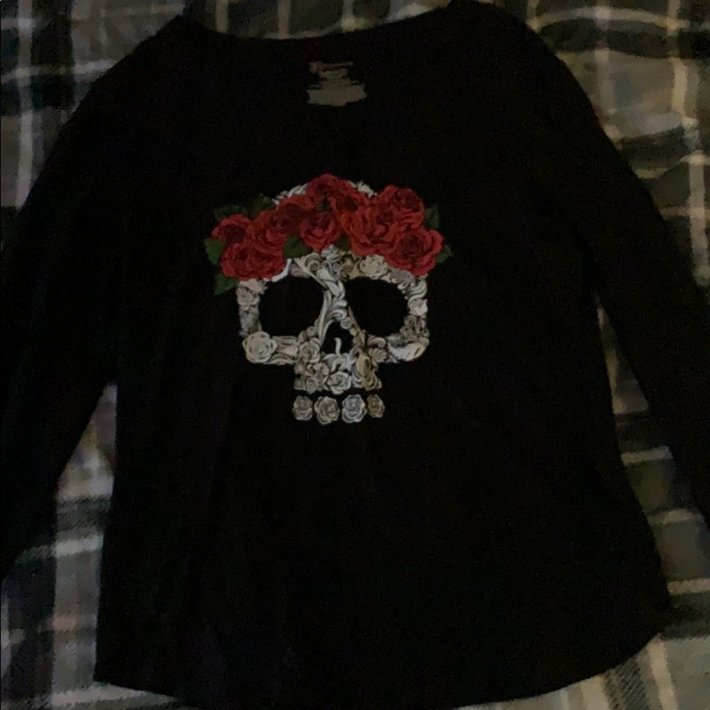 Skull shirt